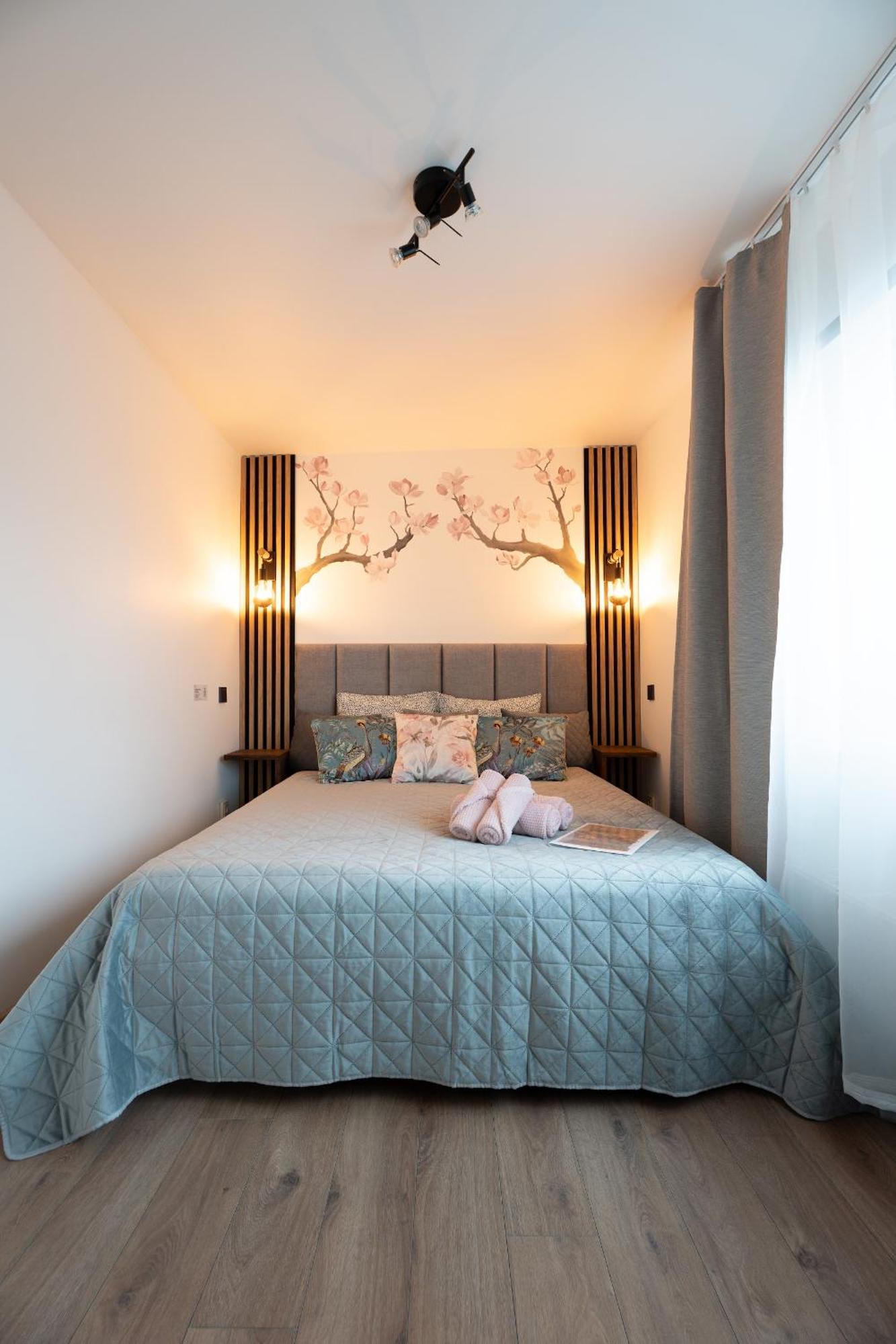 Family Garden Apartments With Free Private Parking & Playground ريغا المظهر الخارجي الصورة
